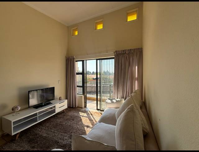 2 BEDROOM APARTMENT FOR SALE IN RYNFIELD
